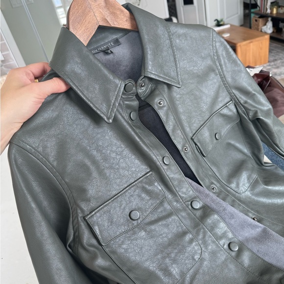 Green Faux Leather Shirt Jacket with velvet interior. Size XS. Dynamite. - Picture 4 of 6